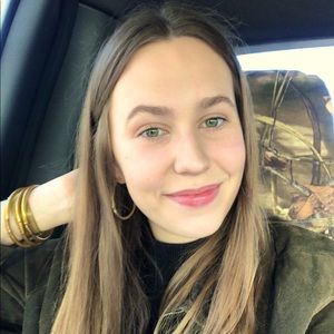 Meet your Posher, Rachel